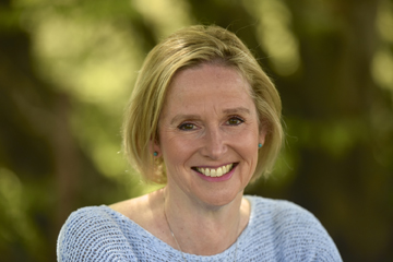 Portrait photograph of Mary-Louise Clark